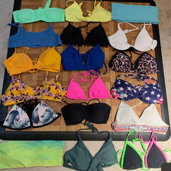 Bikini Lot - Picture 1 of 4